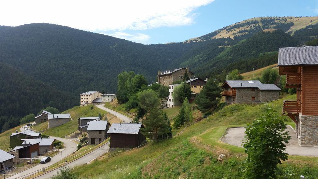 Xalet Refugi Pere Carne Vandrarhem La Molina  Exteriör bild