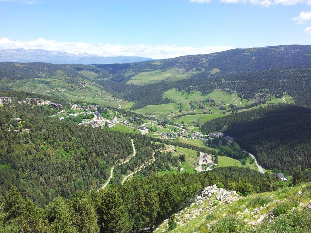 Xalet Refugi Pere Carne Vandrarhem La Molina  Exteriör bild