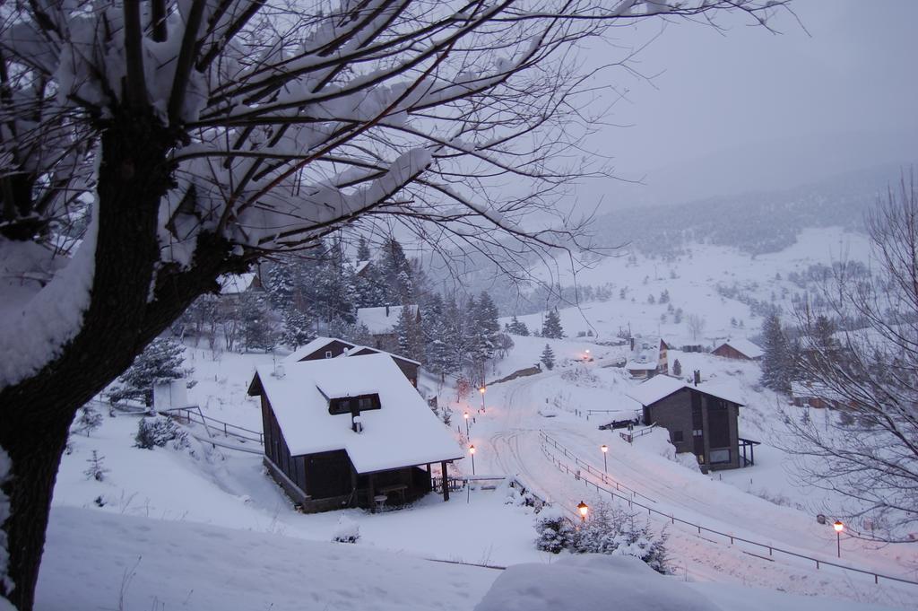 Xalet Refugi Pere Carne Vandrarhem La Molina  Exteriör bild